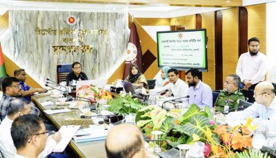 উন্নয়ন কার্যক্রম দ্রুত বাস্তবায়ন ও জনসেবার মান বাড়ানোর নির্দেশ বিভাগীয় কমিশনারের