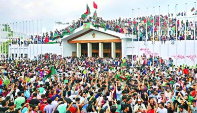 বিপ্লবের আইনি স্বীকৃতি: সংসদে ‘জুলাই যোদ্ধা পুনর্বাসন বিল’ পাস