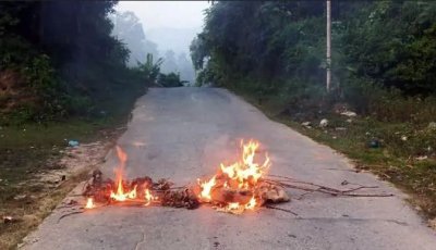 চতুর্থ দিনেও অচল সাজেক সড়ক, ক্ষতির মুখে পর্যটন ব্যবসায়ীরা