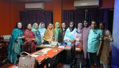 বনলতা সাহিত্য পরিষদের সভাপতি নীনা, সম্পাদক রনি