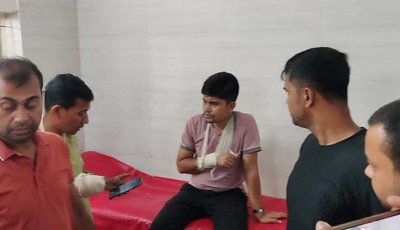 আসামি ধরতে গেলে ৩ পুলিশ সদস্যকে কুপিয়ে জখম