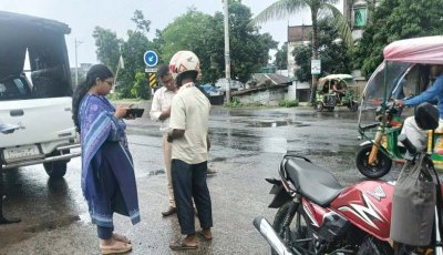সিংড়ায় হেলমেটবিহীন মোটরসাইকেল চালানোর অপরাধে ৪ জনকে অর্থদণ্ড