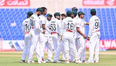 হাসানের হ্যাটট্রিক, মুশফিক-শান্তর জুটিতে বাংলাদেশের দারুণ দিন