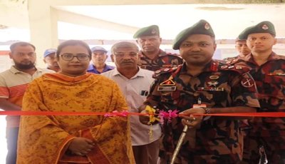 বিজিবির উদ্যোগে গোদাগাড়ীতে গবাদি পশু ও হাঁস-মুরগি পালন প্রশিক্ষণের উদ্বোধন