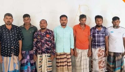 চাঁপাইনবাবগঞ্জে বিএসএফের পুশইনে সহায়তার অভিযোগে ৭ বাংলাদেশি আটক