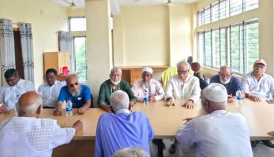 চারঘাটে মুক্তিযোদ্ধাদের দাবি শুনলেন এমপি আবু সাইদ চাঁদ