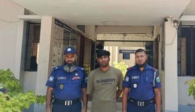 বগুড়ায় ‘জয় বাংলা, জয় বঙ্গবন্ধু’ স্লোগান, সাবেক ছাত্রলীগ নেতা গ্রেপ্তার