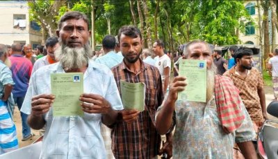 ‘তিন দিন ঘুরছি, সার পাই নাই: মারি ফেলার বুদ্ধি করছে’