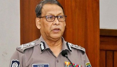 কার্যক্রম নিষিদ্ধ দলের কোনো তৎপরতা চলতে দেওয়া যাবে না: আইজিপি