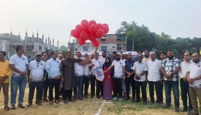 আদমদীঘিতে উপজেলা প্রশাসন ফুটবল টুর্নামেন্টের উদ্বোধন