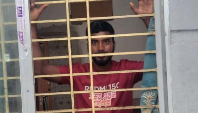 থানায় গিয়ে ডিউটি অফিসার এসআই রোকসানাকে ‘ম্যাডাম’ ডাকায় আটক যুবক