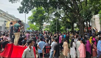চুয়েটে কমপ্লিট শাটডাউন দিয়েছেন শিক্ষার্থীরা