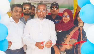 বড়াইগ্রামে তিন দিনব্যাপী ভূমি মেলার উদ্বোধন
