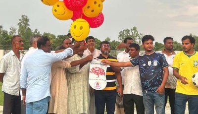 রাণীনগরে জাজস গোল্ডকাপ ফুটবল টুর্ণামেন্টের উদ্বোধন