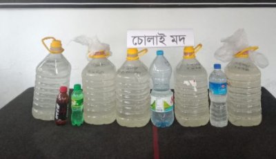 জয়পুরহাটে চোলাইমদসহ এক মাদক ব্যবসায়ীকে গ্রেফতার
