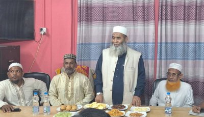তানোর প্রেস ক্লাবে সাংবাদিকদের সাথে এমপি মুজিবুর রহমানের মতবিনিময়