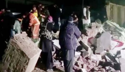 পাকিস্তানে আত্মঘাতী হামলায় রক্তস্নাত উৎসব প্রাঙ্গণ, মৃত অন্তত ৭