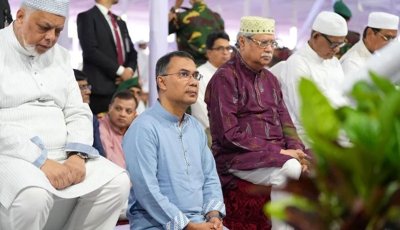 জাতীয় ইদগাহে রাষ্ট্রপতি ও প্রধানমন্ত্রীর একসঙ্গে ইদের জামাত আদায়