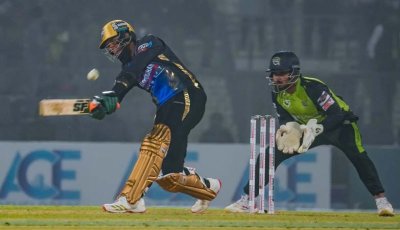 রংপুরকে বড় ব্যবধানে জেতালেন মাহমুদউল্লাহ