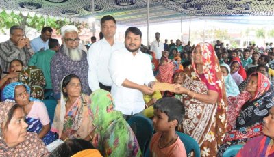 প্রধানমন্ত্রীর ইদ উপহার পেলেন রাসিকের ১২৩৭ জন পরিচ্ছন্নকর্মী
