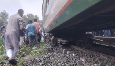 সিল্কসিটি লাইনচ্যুতি : ৬ ঘণ্টা পর ট্রেন চলাচল শুরু