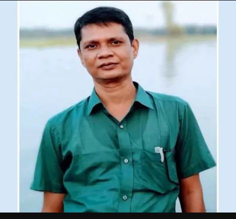 নাটোরে আইনজীবীর ঝুলন্ত লাশ উদ্ধার