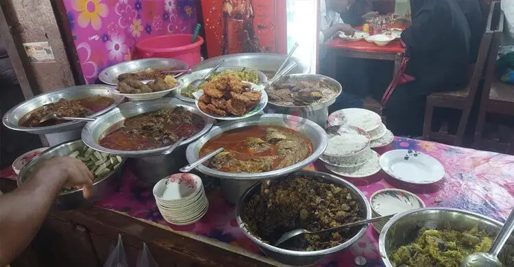 বগুড়া শহরে প্রতিদিন নষ্ট হয় দুই টন খাবার