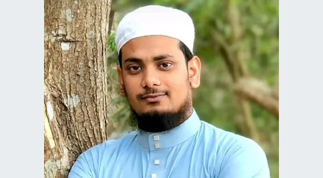 জুমার নামাজ পড়াতে যাওয়ার পথে প্রাণ গেল ইমামের