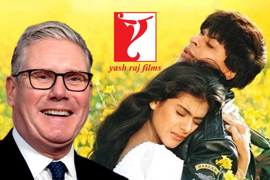শাহরুখের DDLJ ম্যাজিকে মুগ্ধ ব্রিটেনের প্রধানমন্ত্রী, যশরাজ ফিল্মসের সঙ্গে বড় ‘সিনে-চুক্তি’ স্টার্মারের