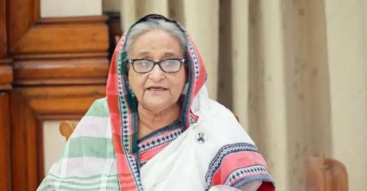 হাসিনাকে ফেরাতে ভারতকে কি বাধ্য করা যাবে, কী আছে প্রত্যর্পণ চুক্তিতে?