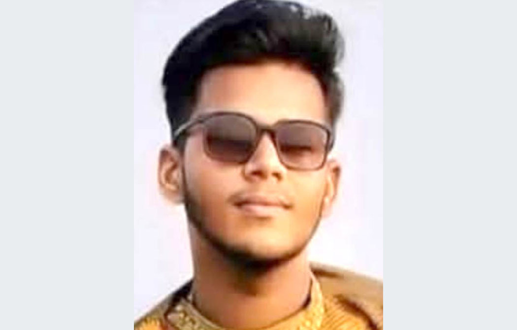 ঈশ্বরদীতে বিজয়া দশমীর আনন্দ করতে গিয়ে সড়কে প্রাণ গেল বিশ্ববিদ্যালয় শিক্ষার্থীর