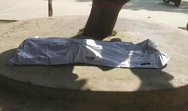 বাল্যবন্ধুকে কুপিয়ে ও গলা কেটে হত্যা, যুবক গ্রেপ্তার