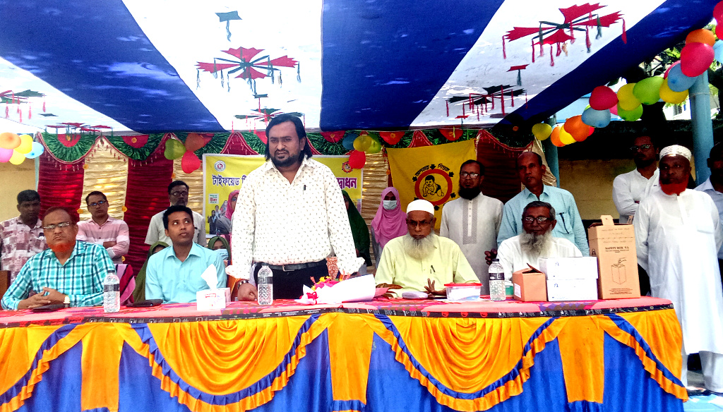 আত্রাইয়ে টাইফয়েড টিকাদান ক্যাম্পেইন শুরু