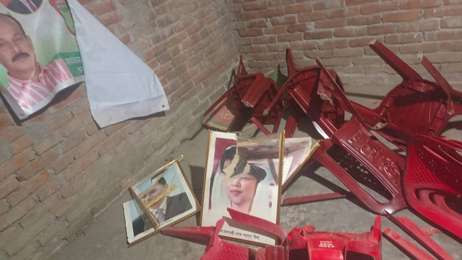 দুর্গাপুরে ওয়ার্ড বিএনপি অফিসে হামলা-ভাঙচুর, নিজ দলের মধ্যে পাল্টাপাল্টি অভিযোগ